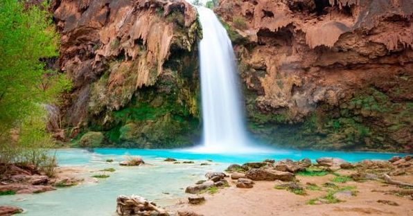 10 лучших водоемов для купания, в которые можно нырнуть в США